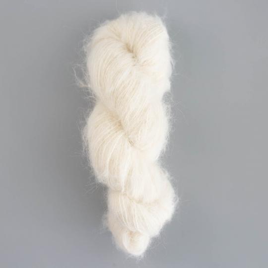 Baby Silk Fluffy ungefärbt auf 50g Strang